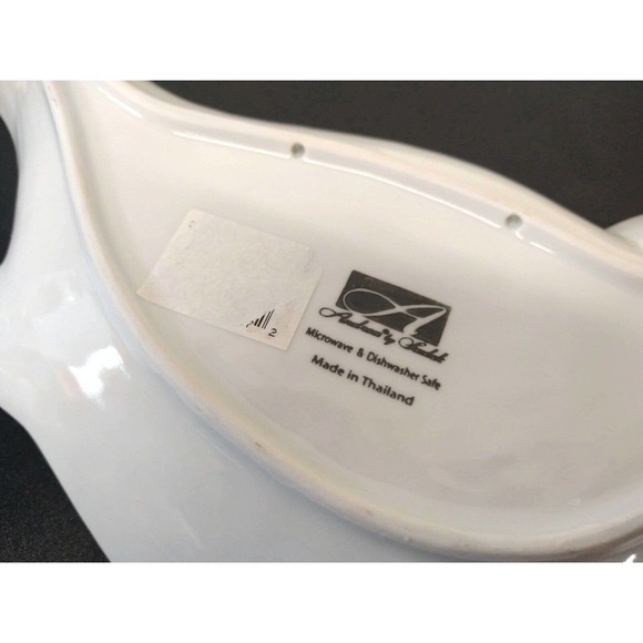 Andrea By Sadek White Bird Dish Eye and Feathers Detailed on Dish Dove Sparrow - Picture 3 of 6